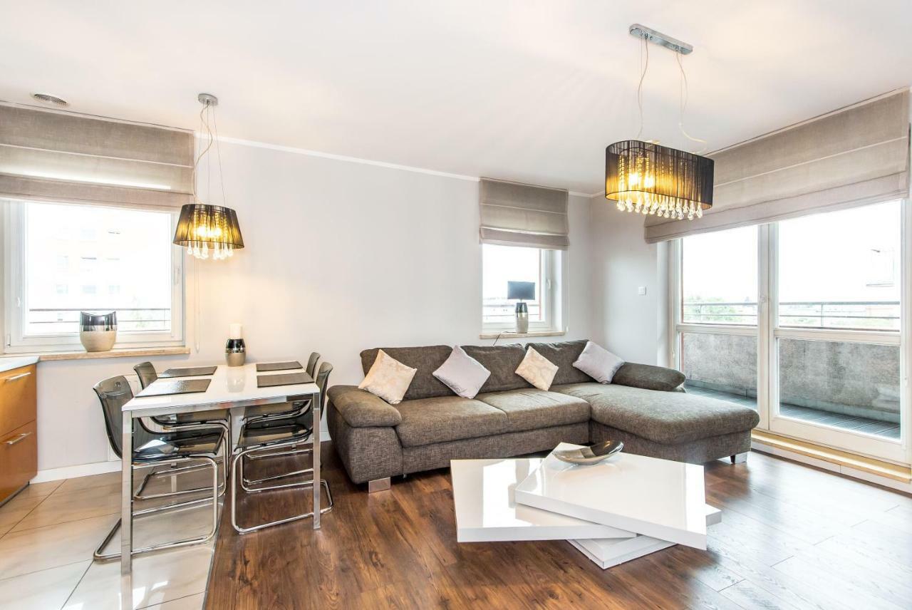 Super-Apartamenty Targi Poznanskie Kültér fotó