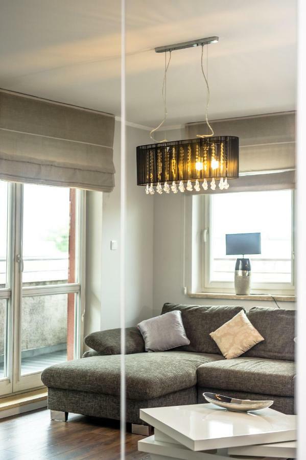 Super-Apartamenty Targi Poznanskie Kültér fotó