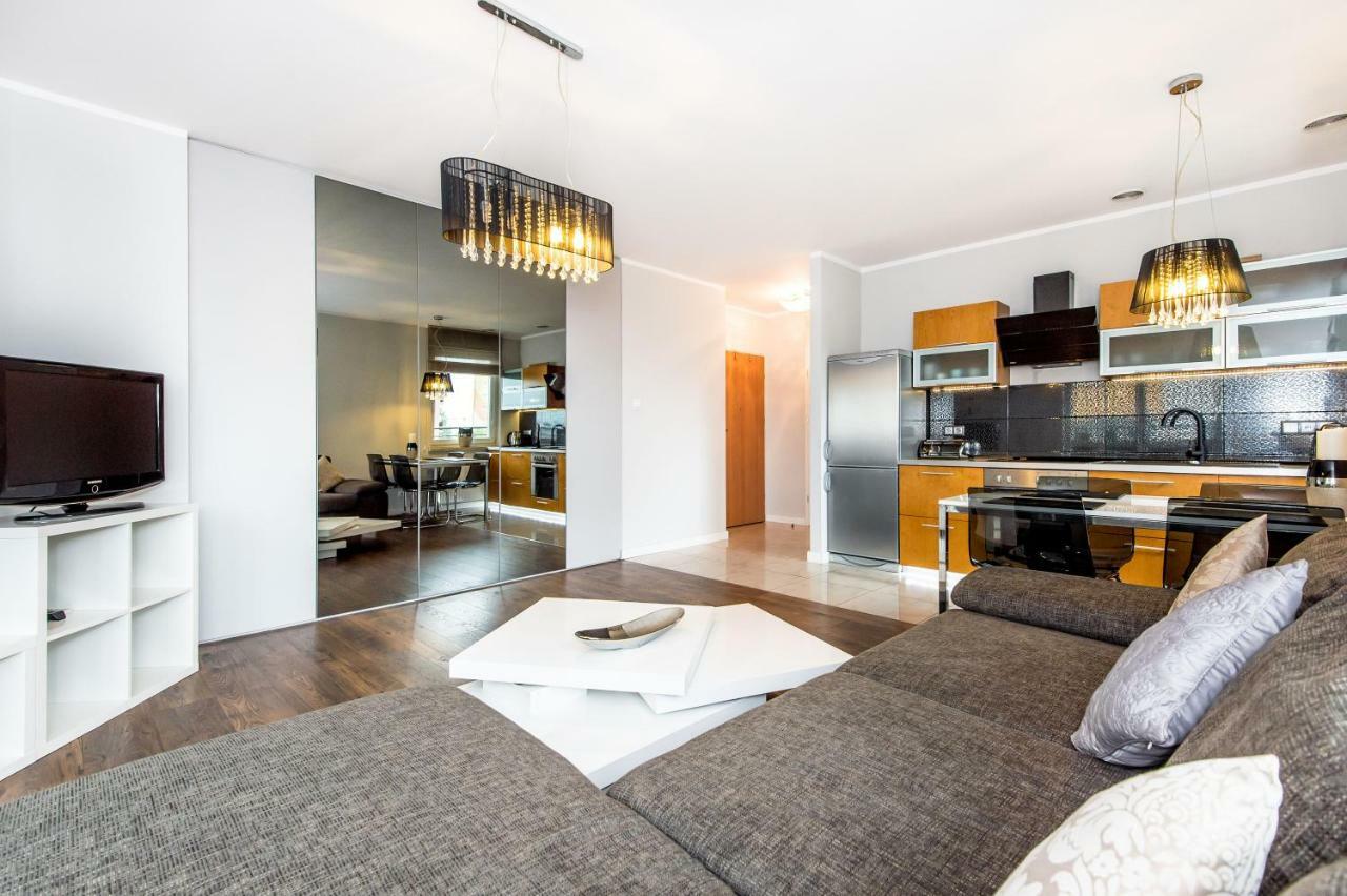 Super-Apartamenty Targi Poznanskie Kültér fotó