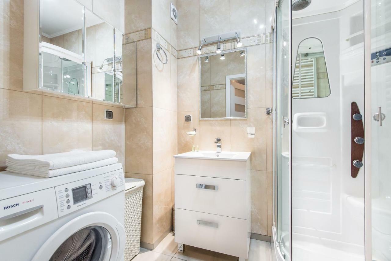 Super-Apartamenty Targi Poznanskie Kültér fotó
